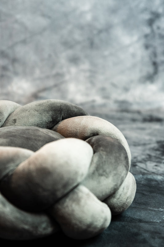 Adorable Cat-Shaped Kitty Nook